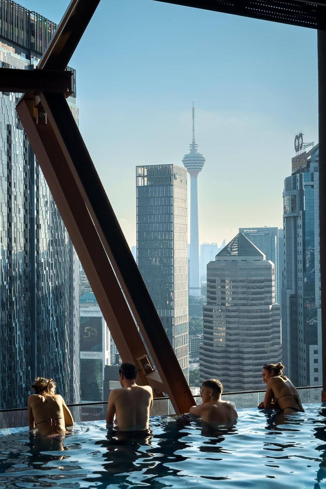 Scarletz Suites Klcc By Deko Retreat Kuala Lumpur Exterior foto